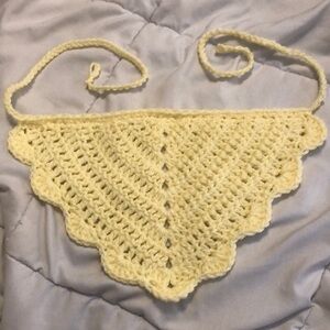Pale/Pastel Yellow Crochet Scallop Bandanna ✨Handmade✨